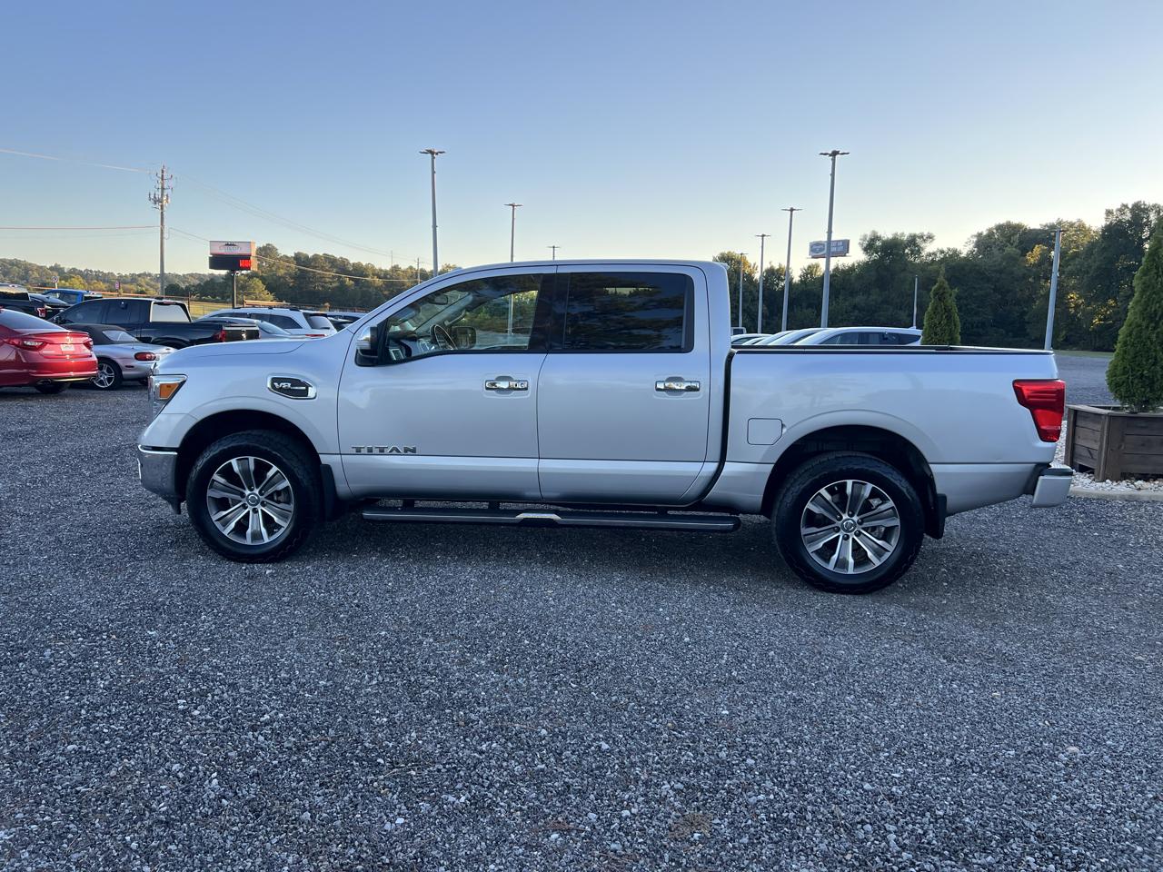 Nissan Titan  2017