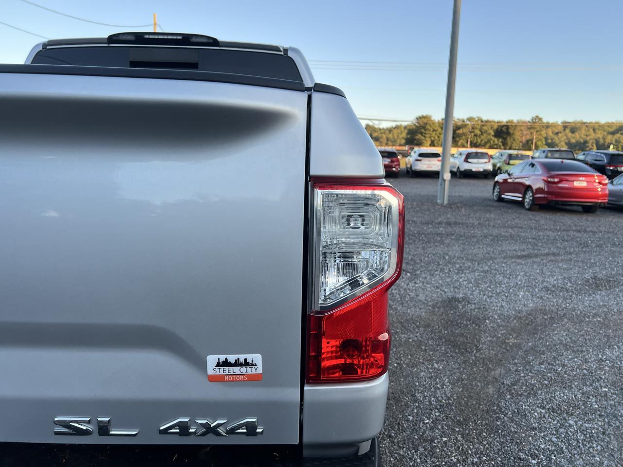 Nissan Titan  2017