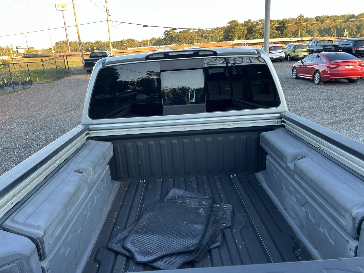 Nissan Titan  2017