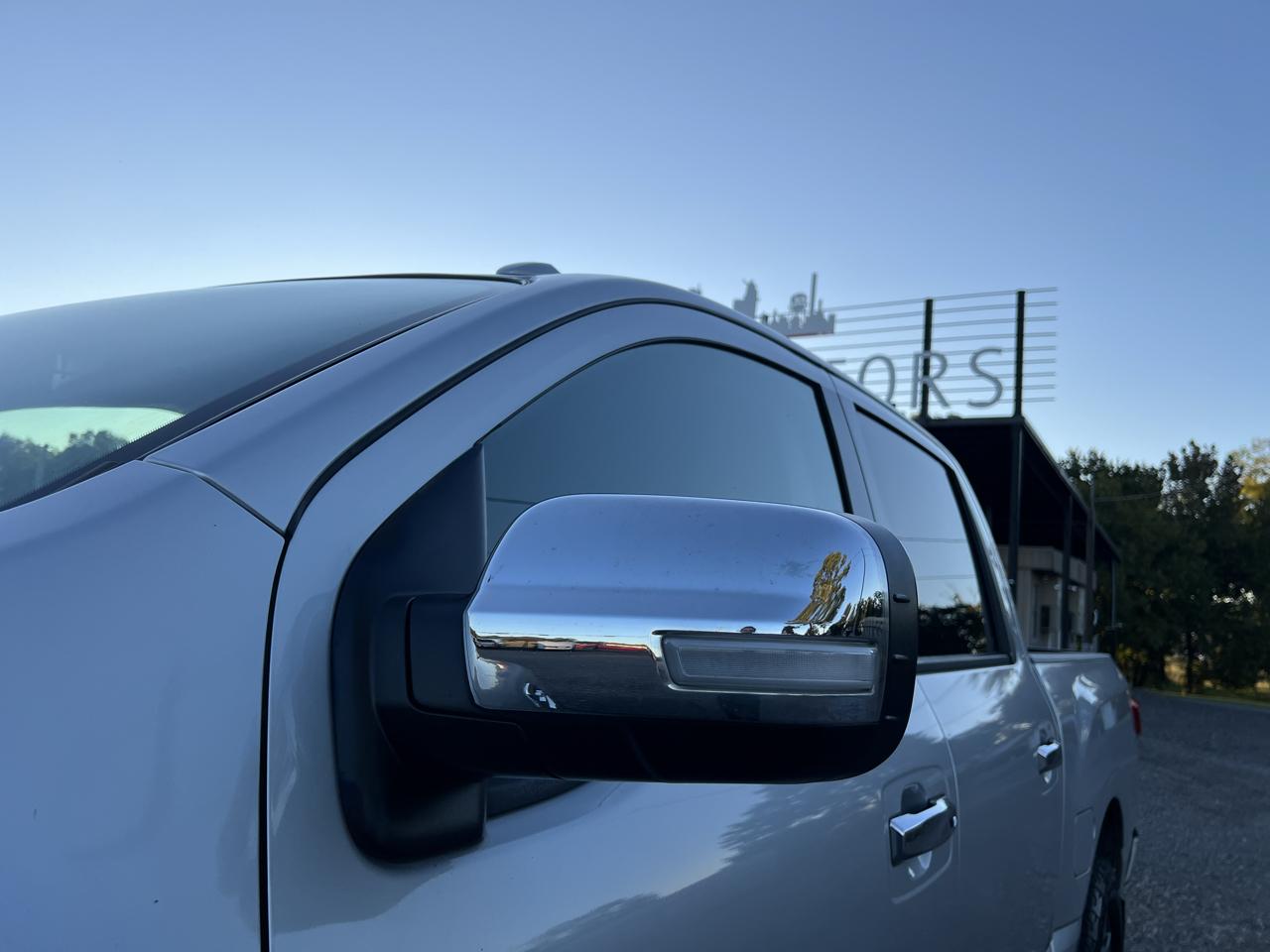 Nissan Titan  2017