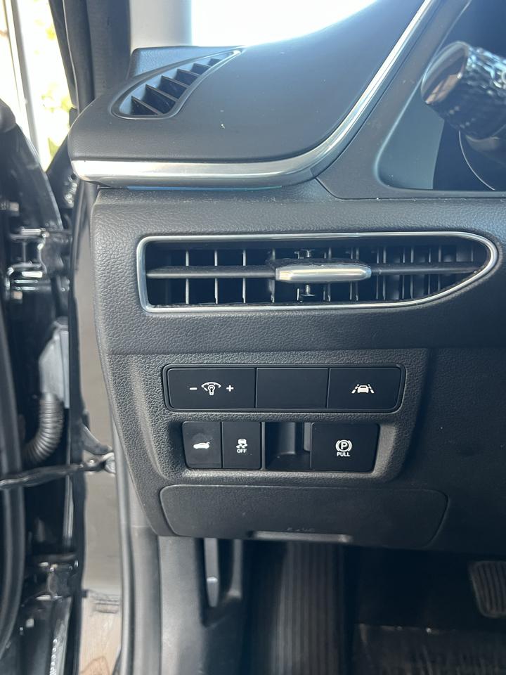 Hyundai Sonata  2020