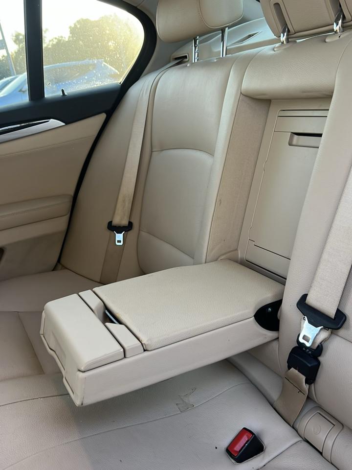 BMW 5-Series  2014