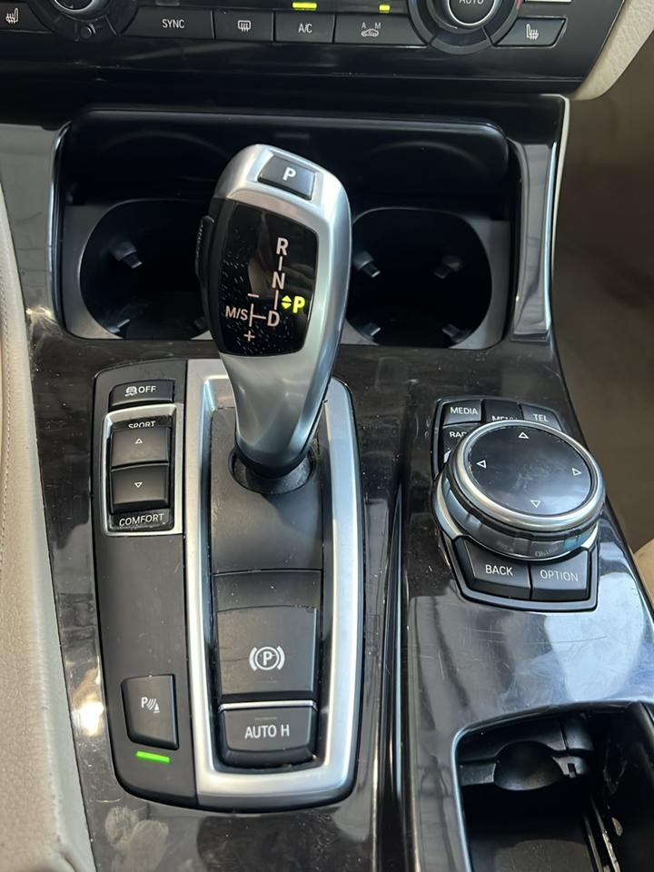 BMW 5-Series  2014