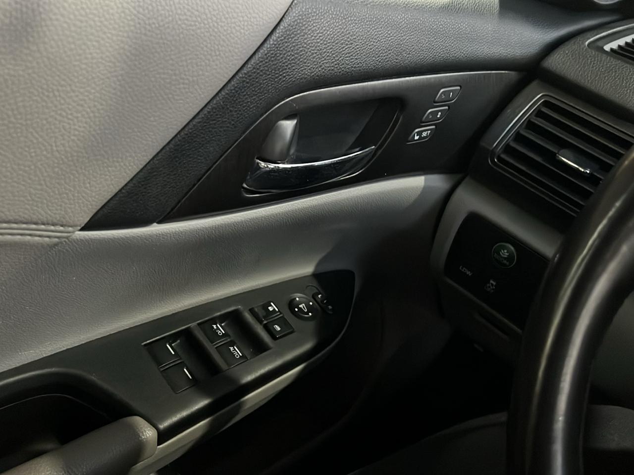 Honda Accord  2013