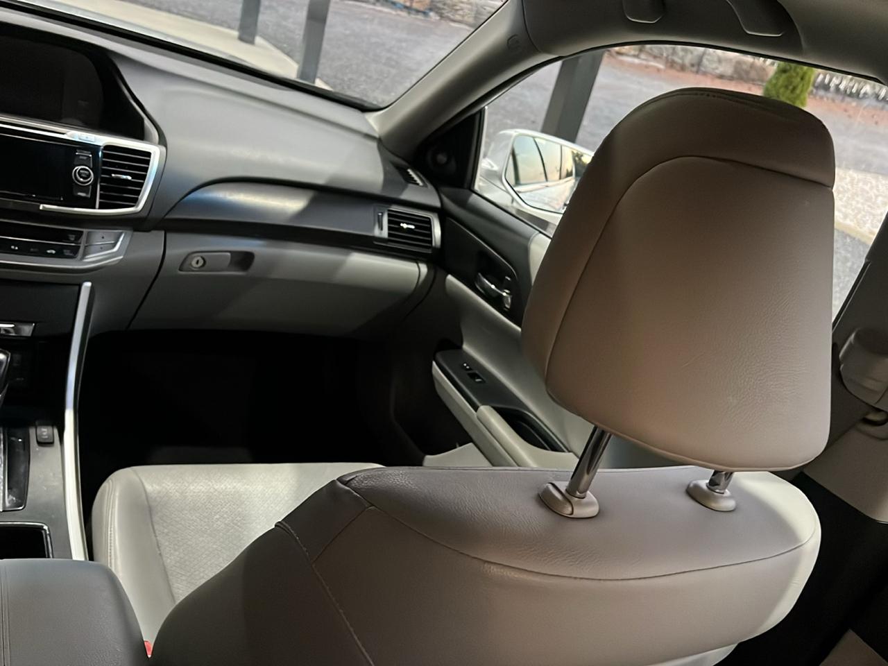 Honda Accord  2013