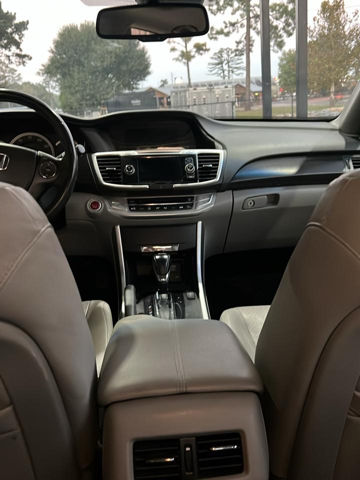Honda Accord  2013