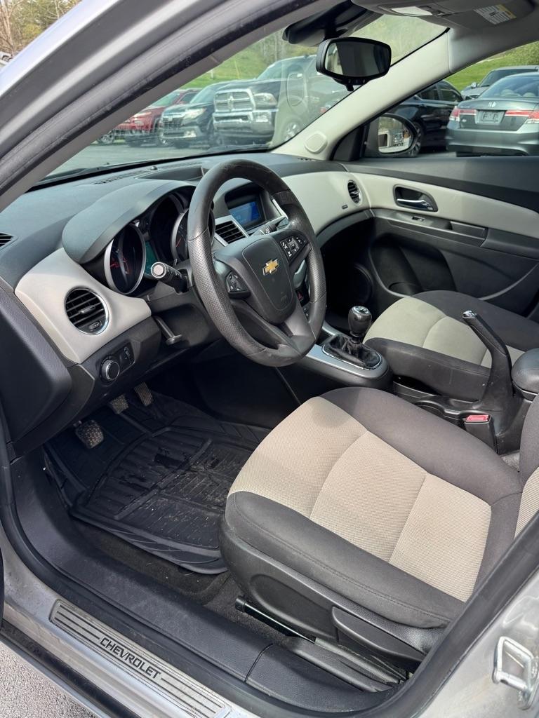 Chevrolet Cruze  2013