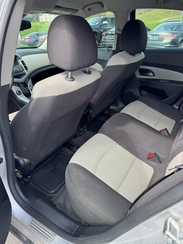 Chevrolet Cruze  2013