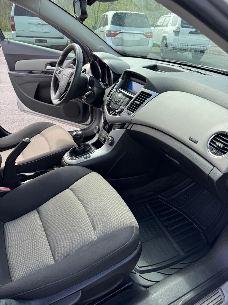 Chevrolet Cruze  2013