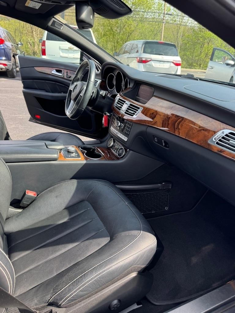 Mercedes-Benz CLS-Class  2014