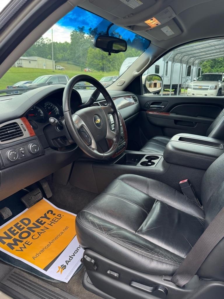 Chevrolet Tahoe  2013
