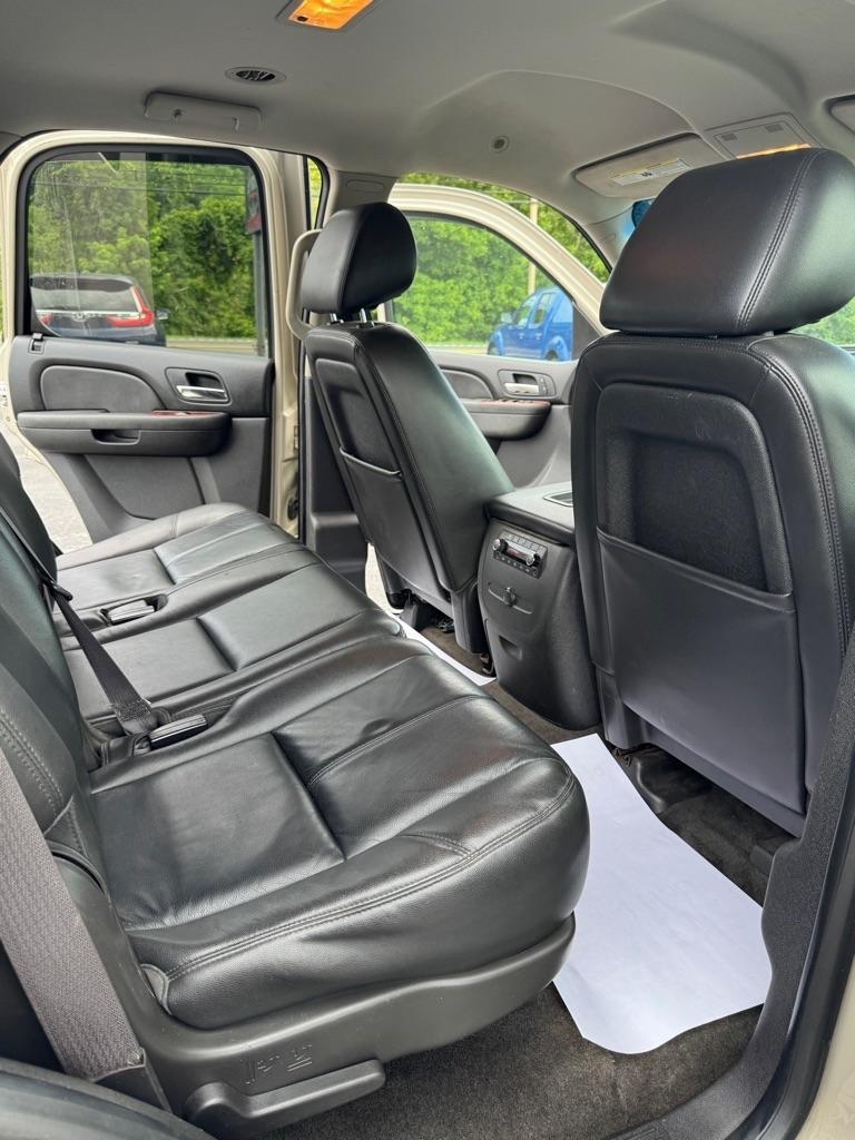 Chevrolet Tahoe  2013