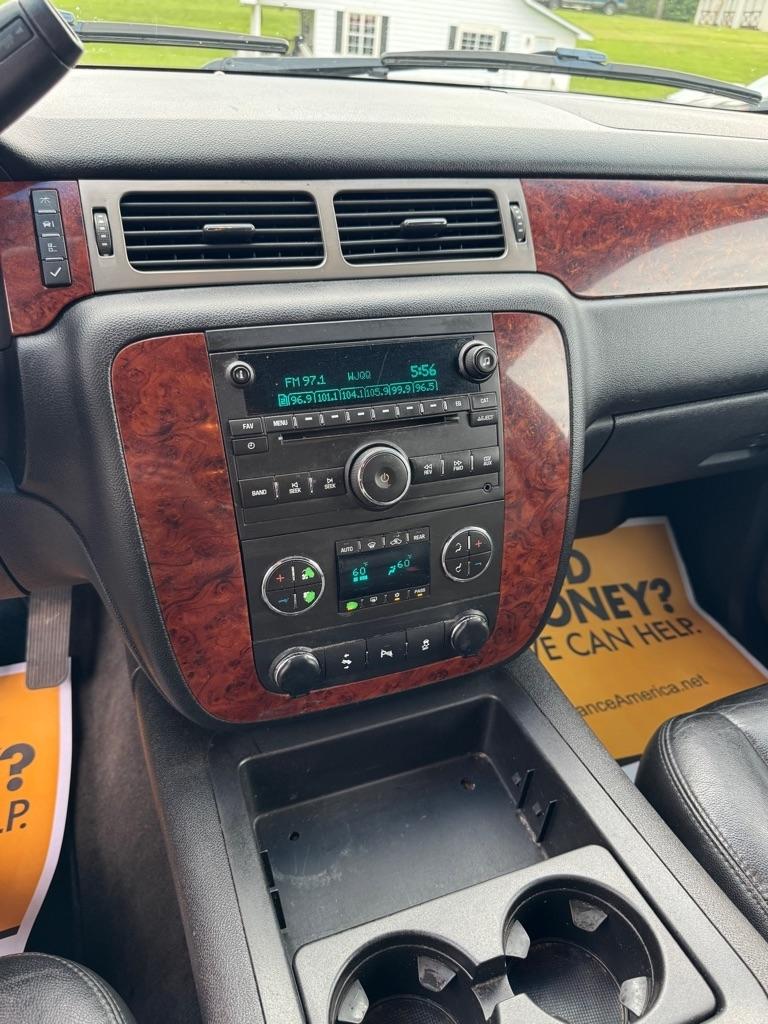 Chevrolet Tahoe  2013