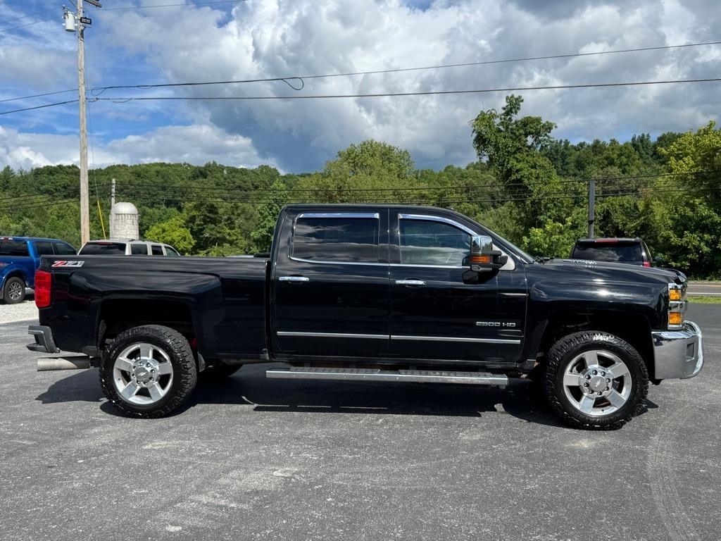 Chevrolet Silverado 2500HD  2016