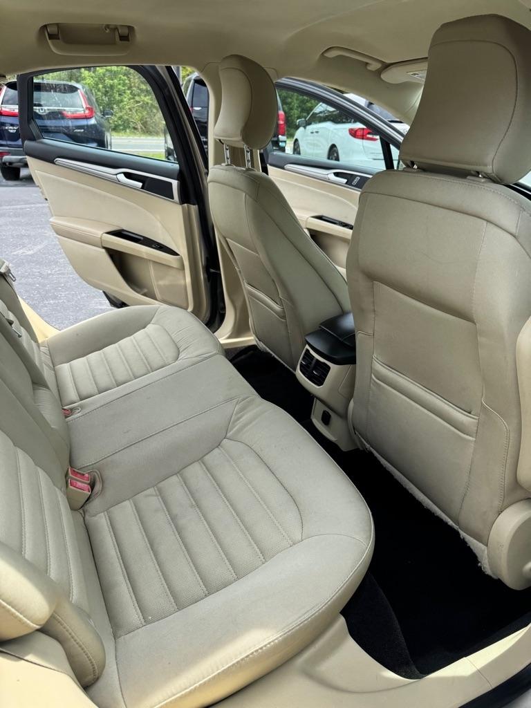 Ford Fusion  2015
