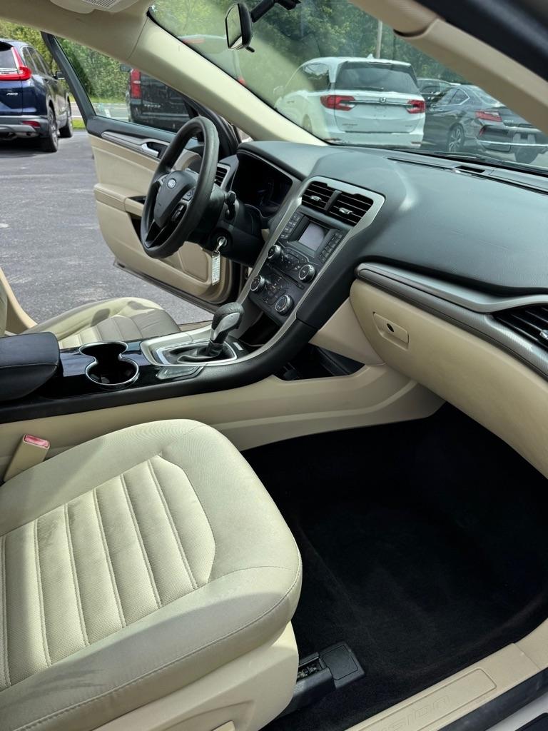 Ford Fusion  2015