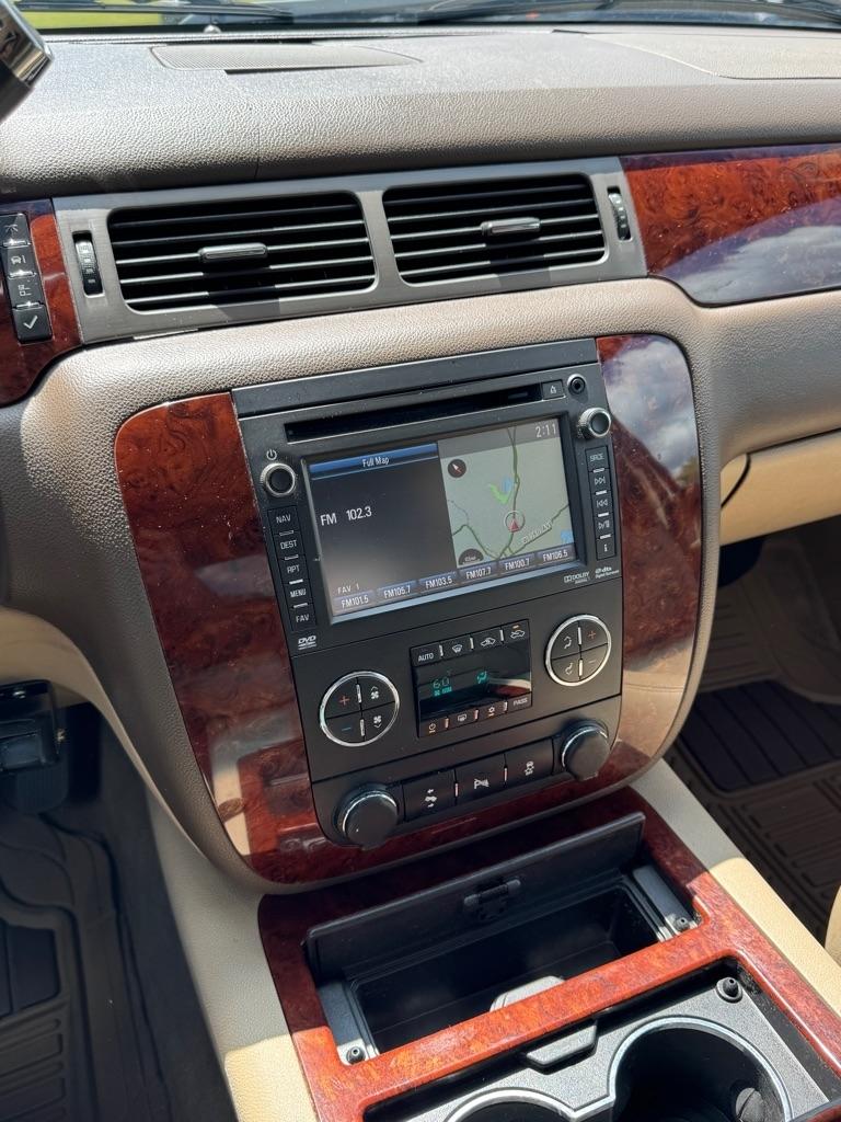 Chevrolet Avalanche  2012