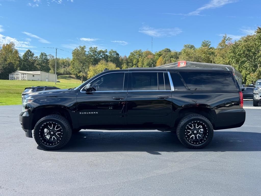 Chevrolet Suburban  2017