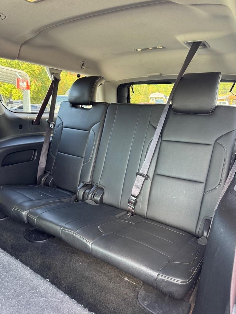 Chevrolet Suburban  2017