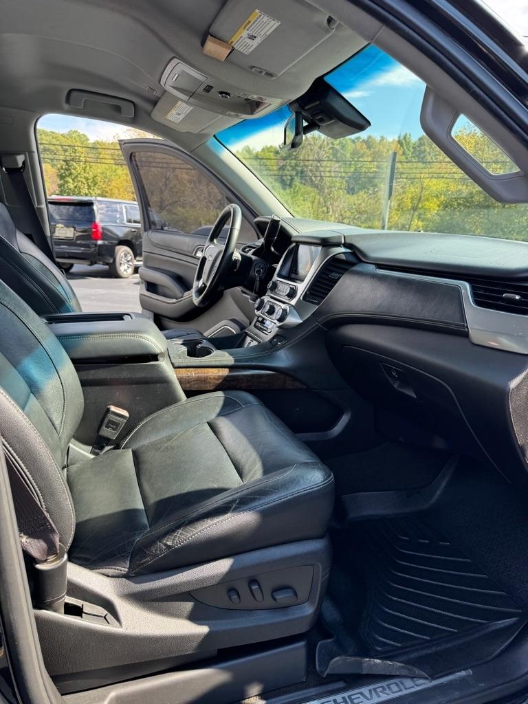 Chevrolet Suburban  2017
