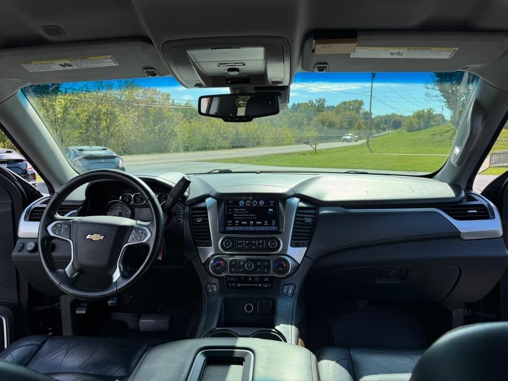 Chevrolet Suburban  2017