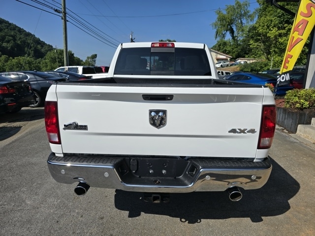 2018 Ram 1500 Big Horn photo 3