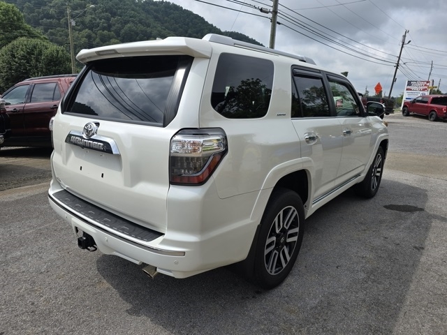 2018 Toyota 4Runner Limited photo 4
