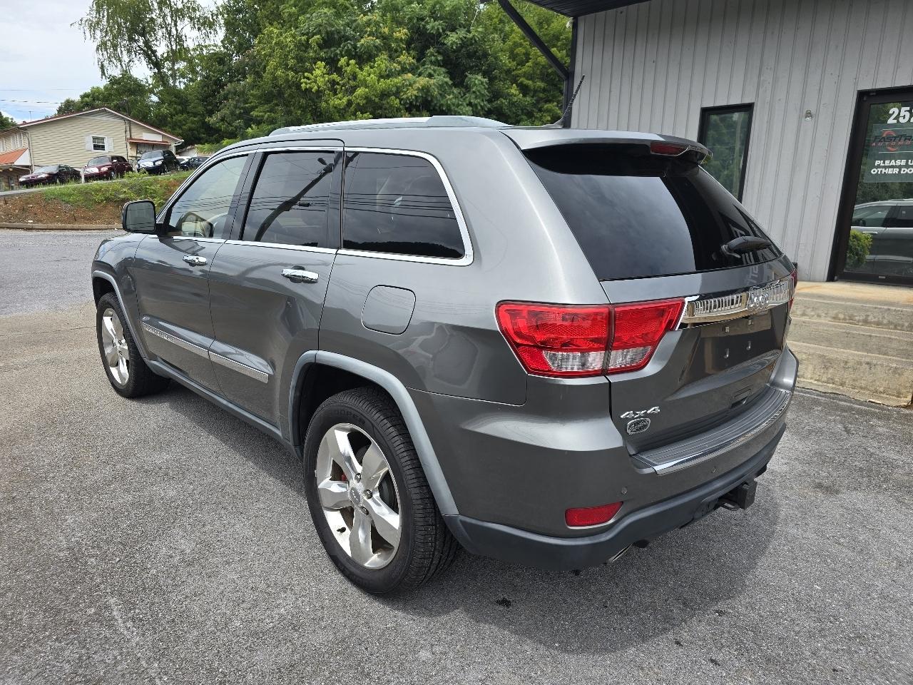 Jeep Grand Cherokee Overland 4WD 2012