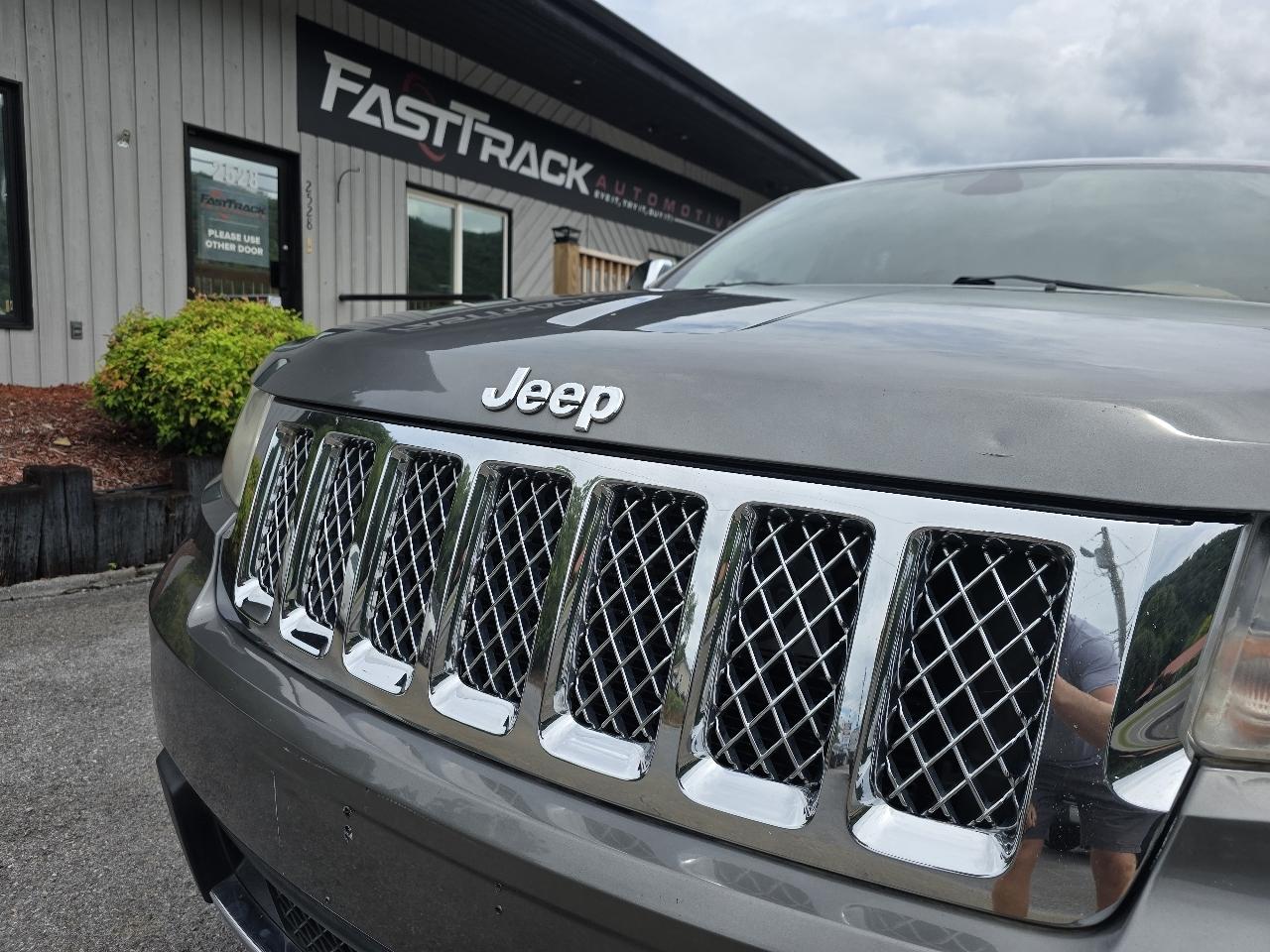 Jeep Grand Cherokee Overland 4WD 2012