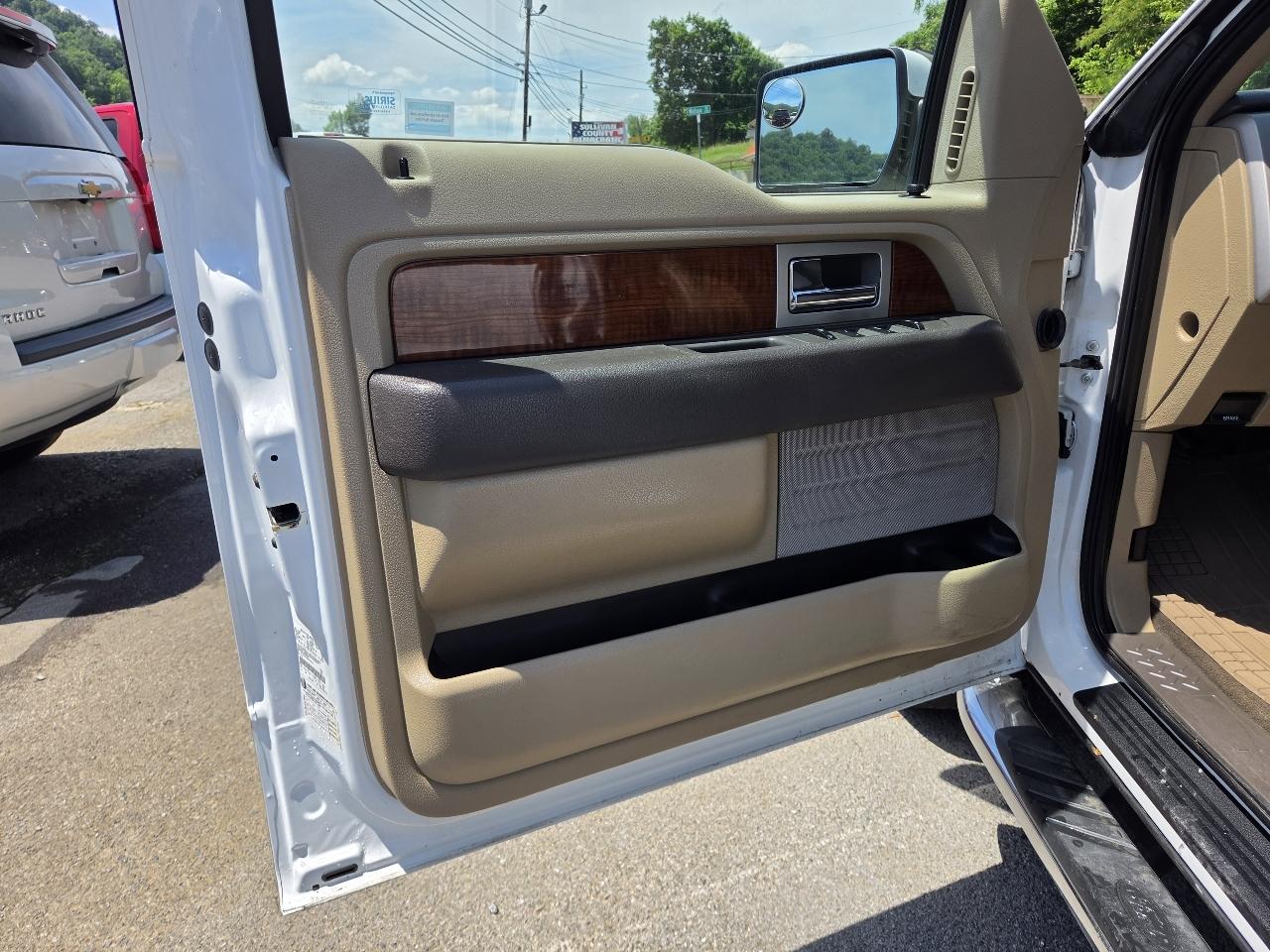 Ford F-150 Lariat SuperCrew Short Box 4WD 2010