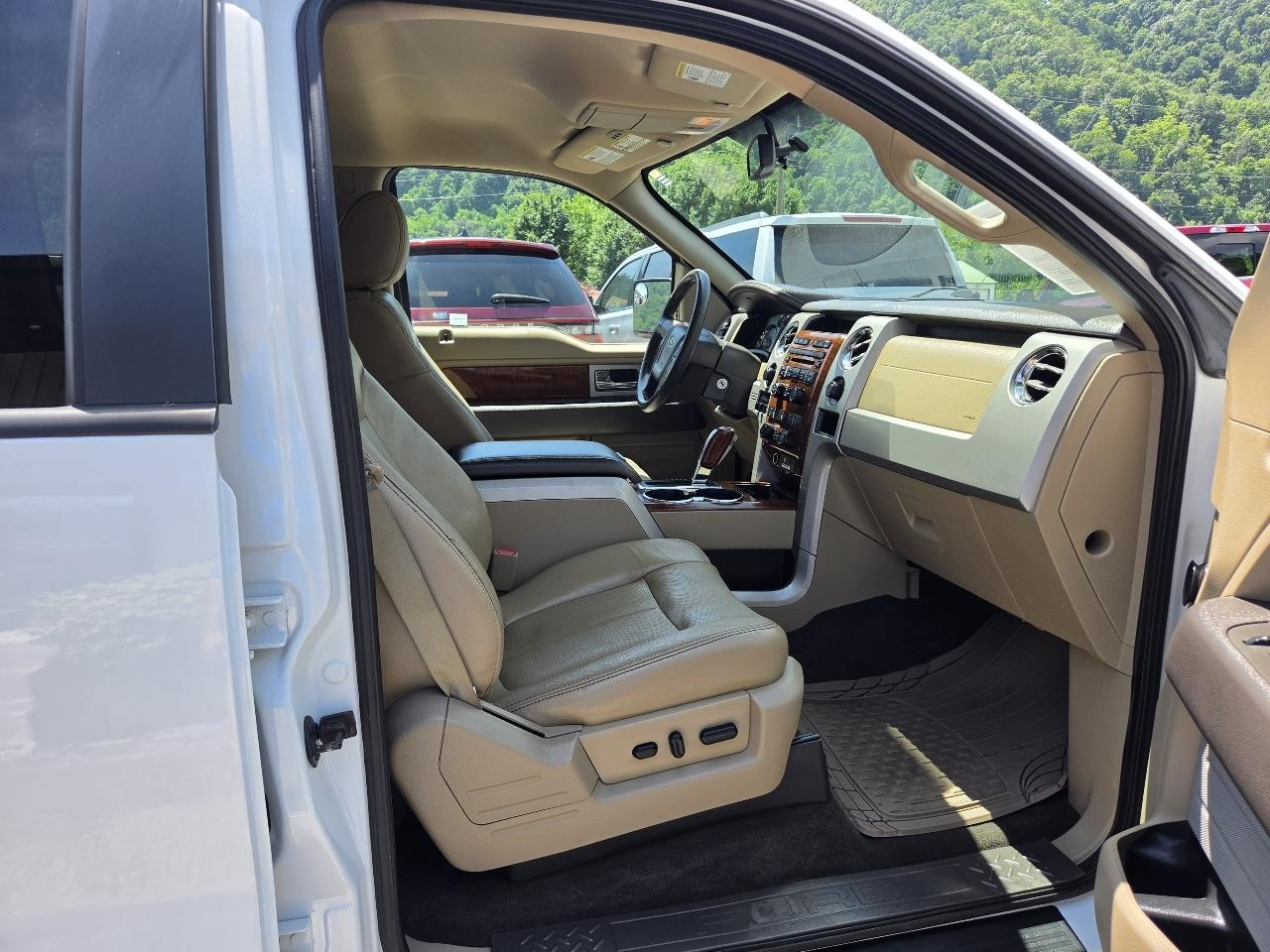 Ford F-150 Lariat SuperCrew Short Box 4WD 2010