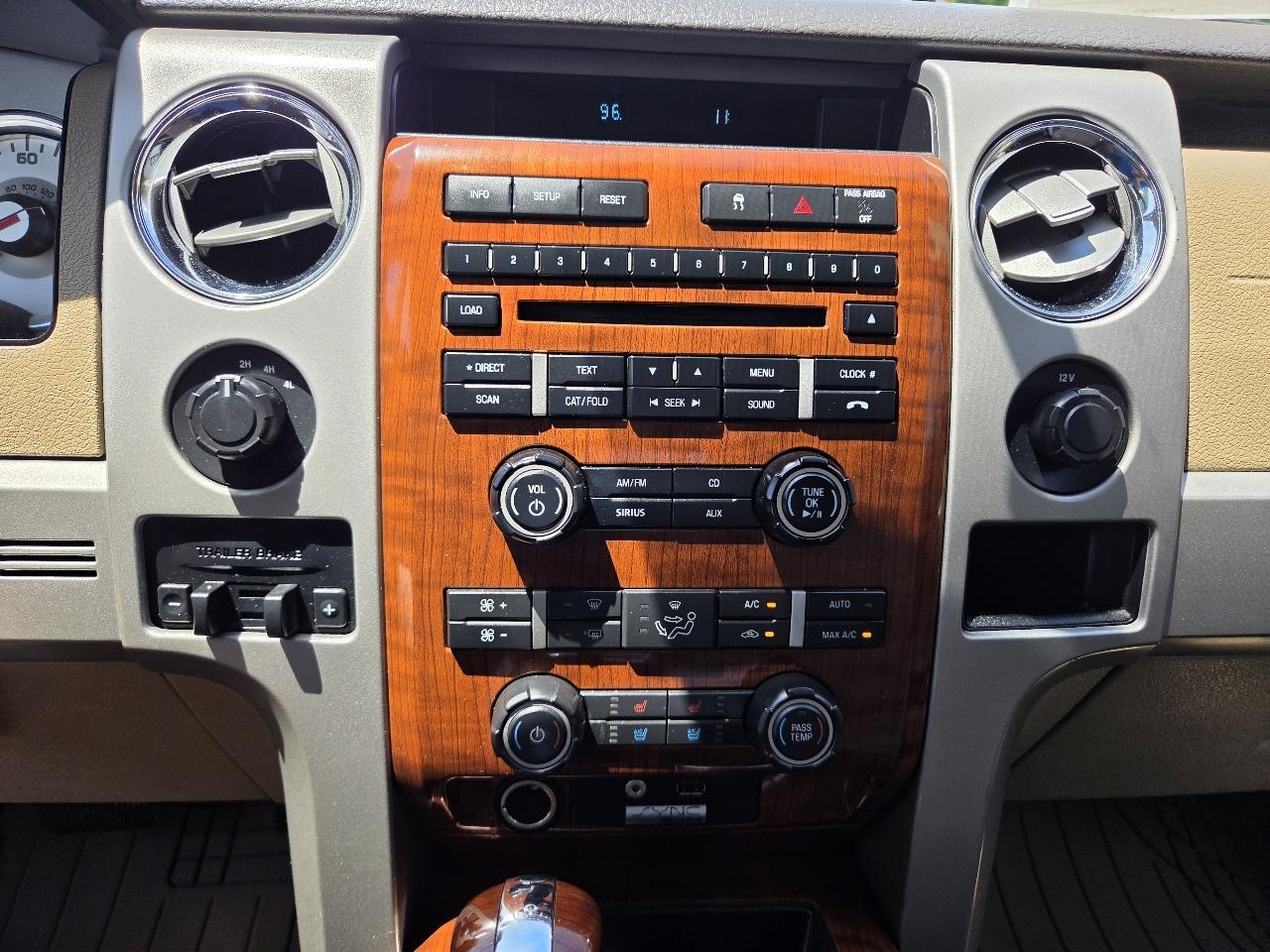 Ford F-150 Lariat SuperCrew Short Box 4WD 2010