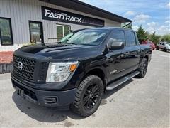 2017 Nissan Titan 