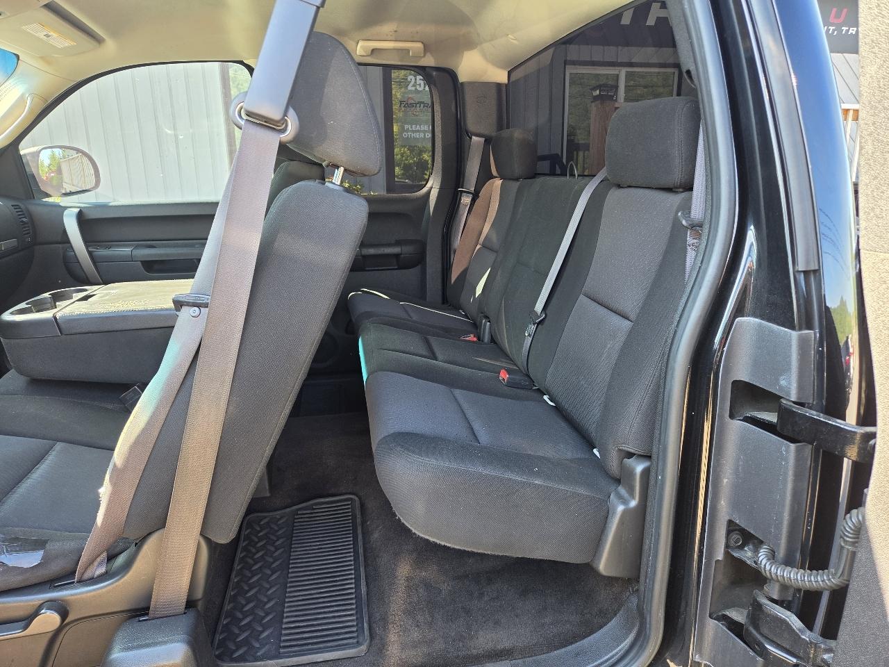 GMC Sierra 1500 SLE Ext. Cab 4WD 2011