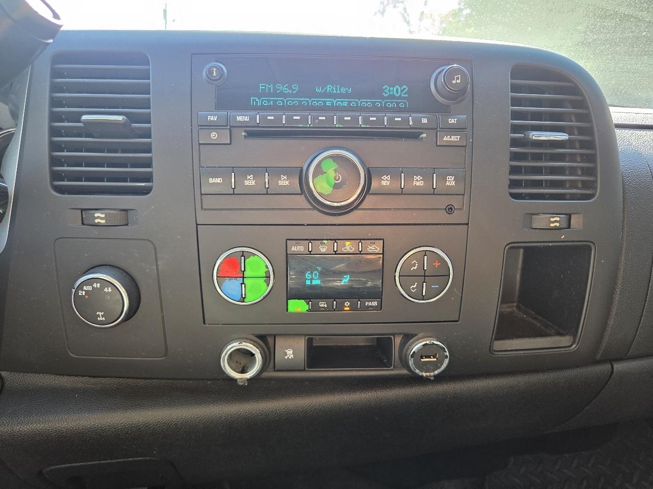 GMC Sierra 1500 SLE Ext. Cab 4WD 2011