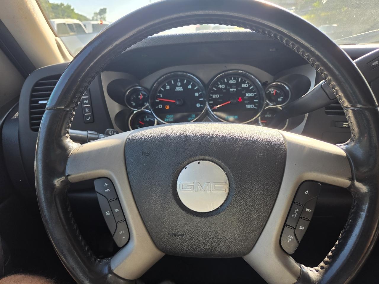 GMC Sierra 1500 SLE Ext. Cab 4WD 2011