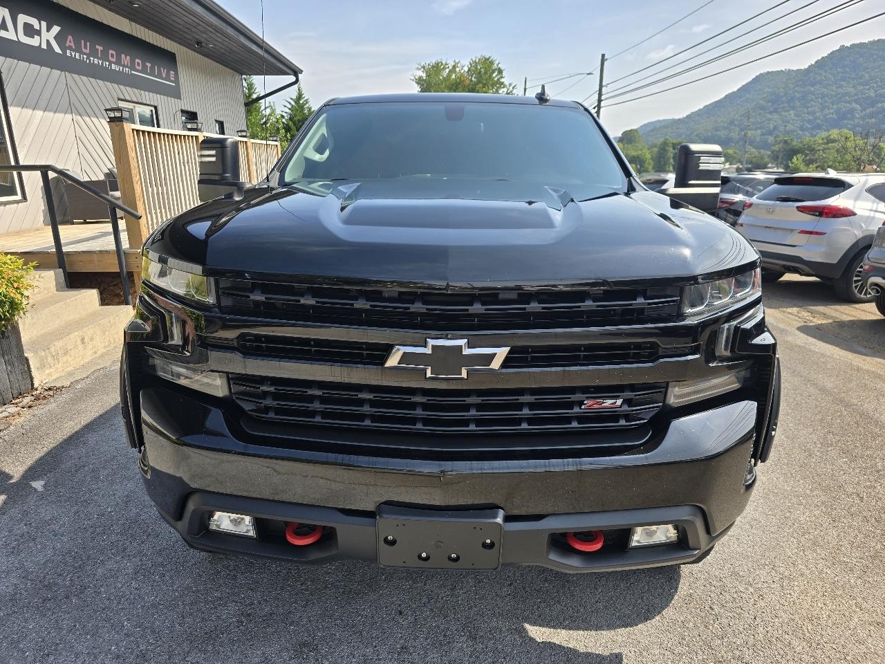 Chevrolet Silverado 1500 LT Trail Boss Crew Cab 4WD 2020