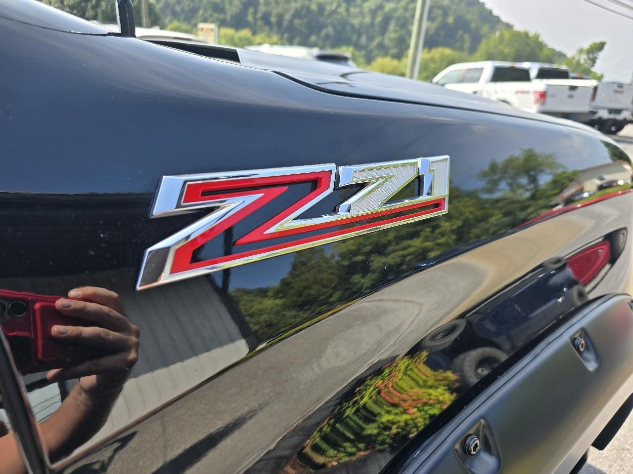 Chevrolet Silverado 1500 LT Trail Boss Crew Cab 4WD 2020