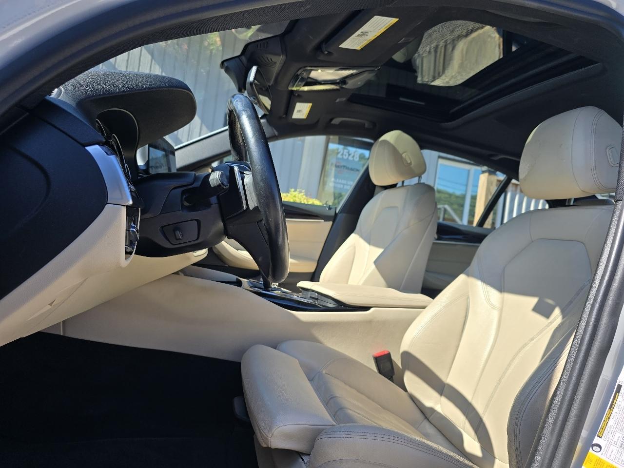 BMW 530i photo 10