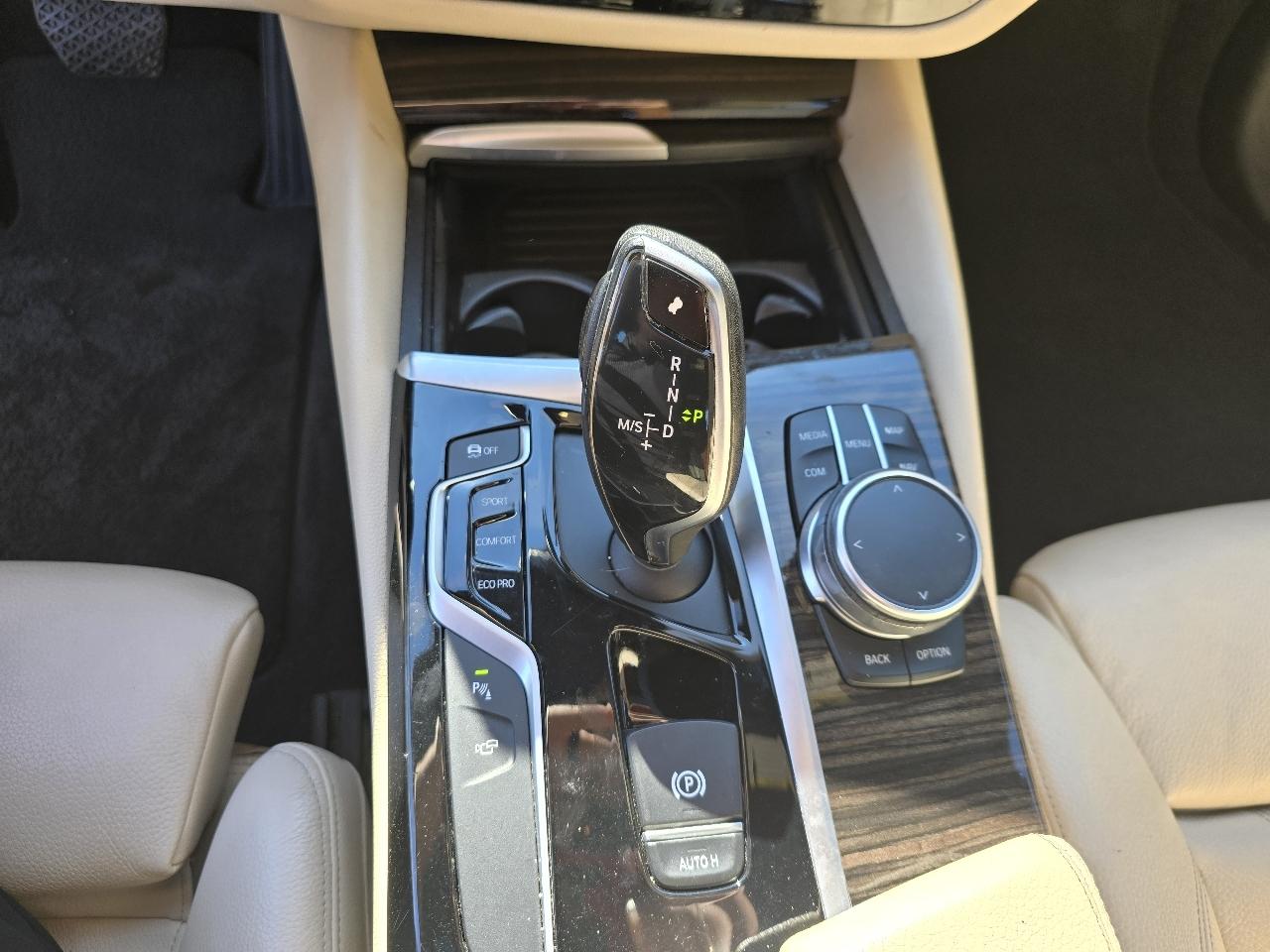 BMW 530i photo 14