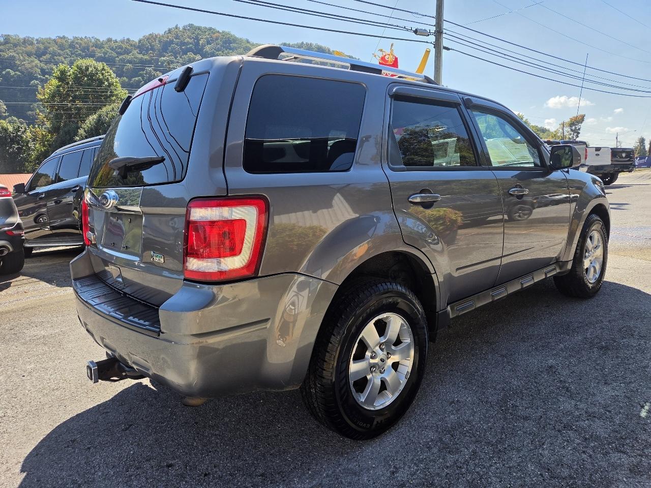 Ford Escape photo 4