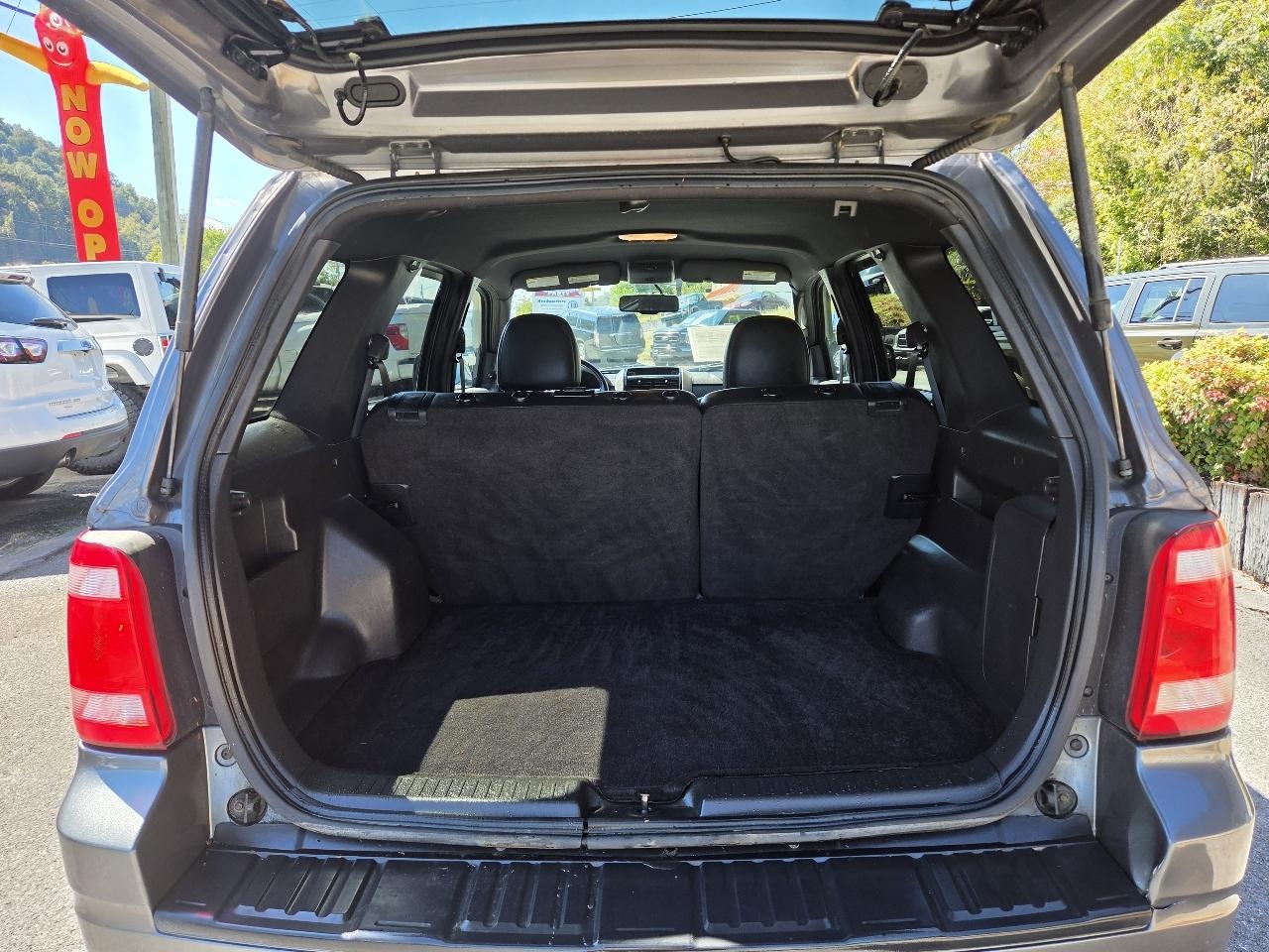 Ford Escape photo 11