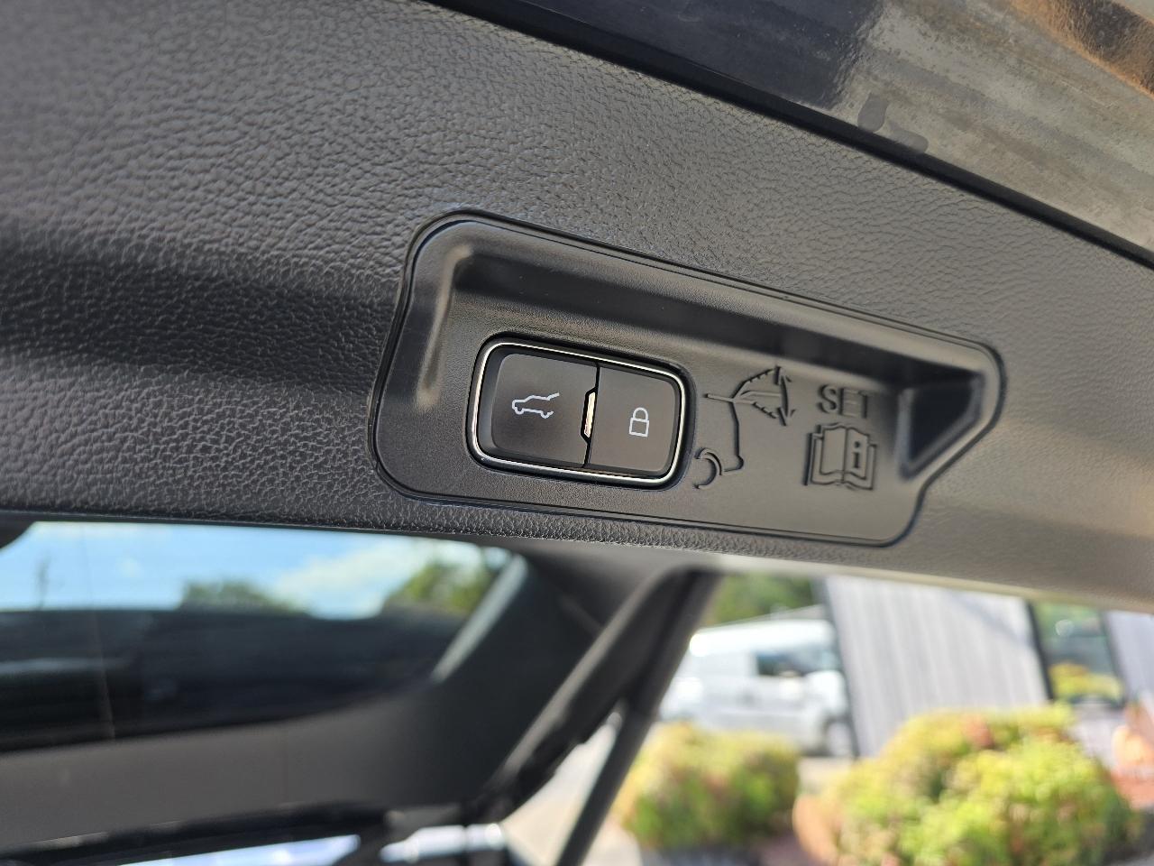 Ford Explorer Limited 4WD 2020
