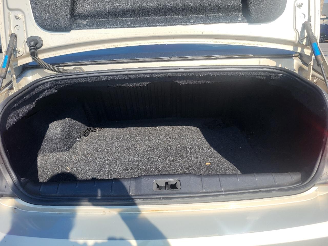Chevrolet Malibu LS 2011