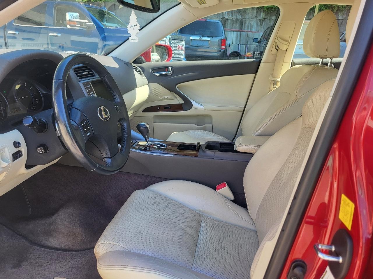 Lexus IS IS 250 AWD 6-Speed Sequential 2010