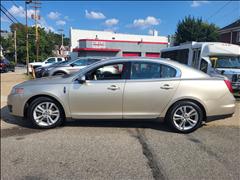 2011 Lincoln MKS 