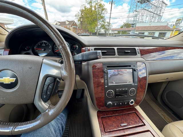 Chevrolet Avalanche LTZ 4WD 2013 Chevrolet Avalanche LTZ 4WD 2013