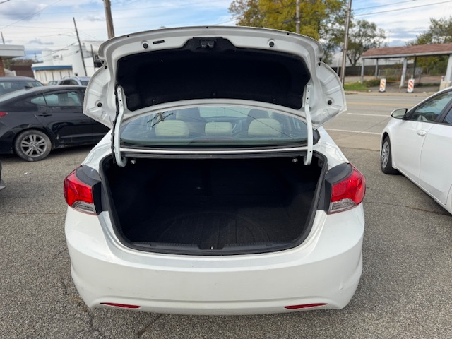 Hyundai Elantra GLS 2011 Hyundai Elantra GLS 2011