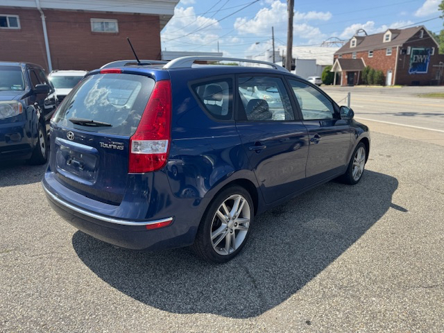 Hyundai Elantra Touring SE Automatic 2012