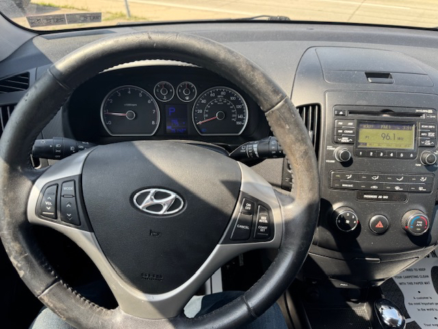 Hyundai Elantra Touring SE Automatic 2012